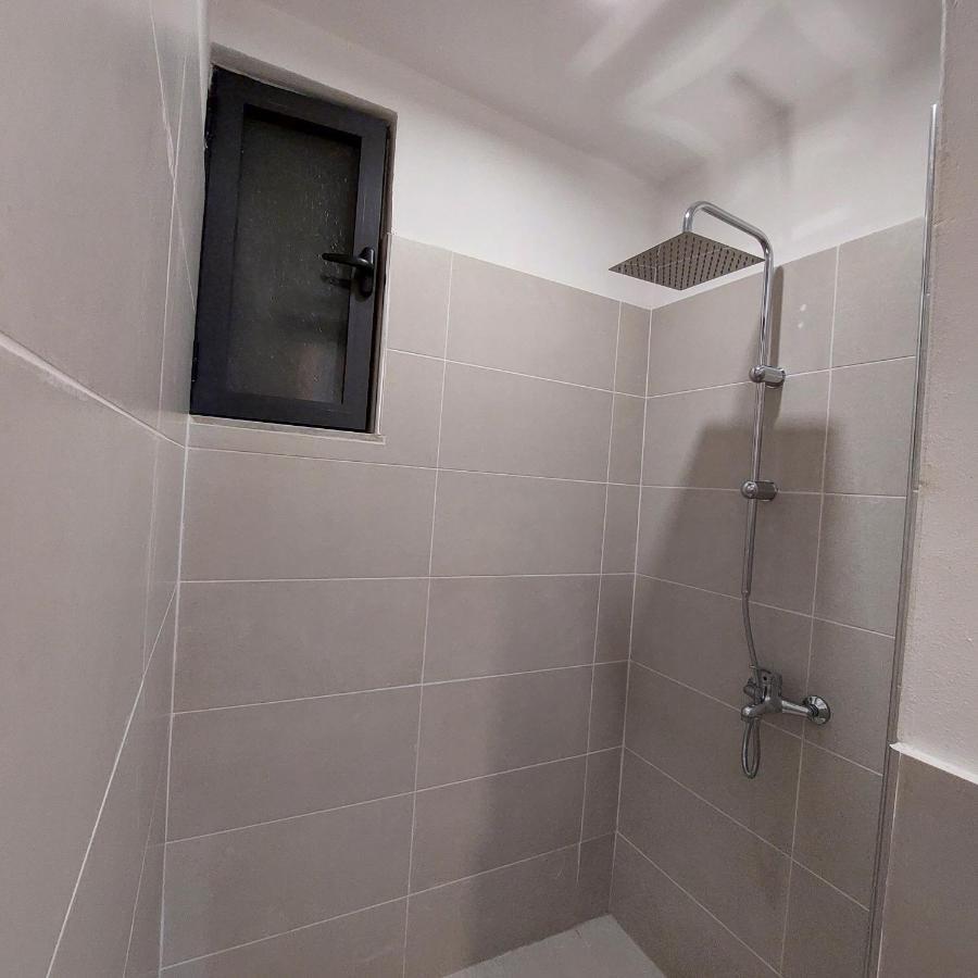 Rondine Studio Apartment 티라나 외부 사진